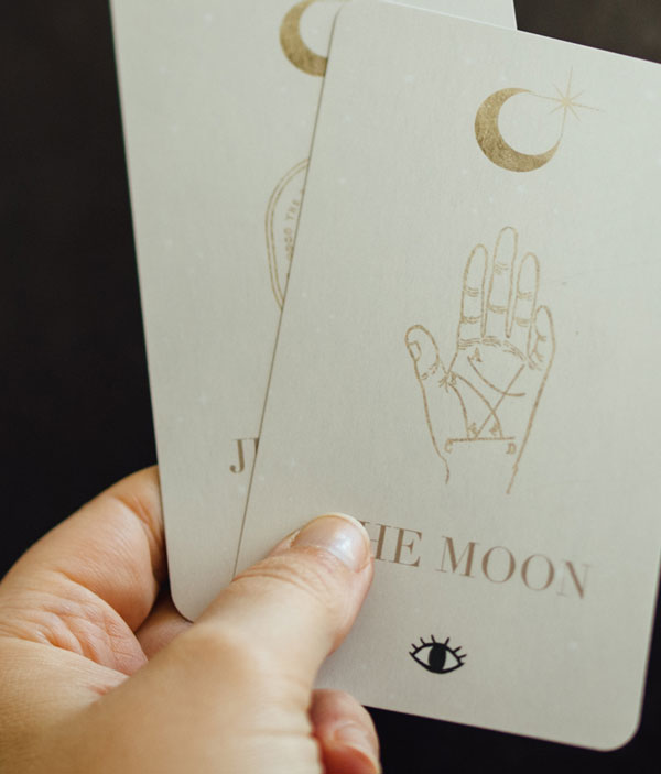 leitura de tarot online com tiragem de cartas